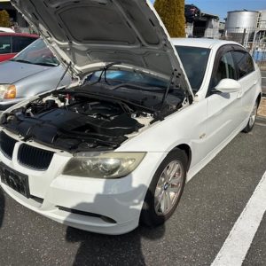 White BMW, 3 Series Engine Petrol, 2.0, 320I